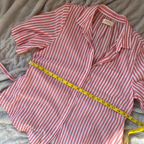 ANTHRO Isabella Sinclair Wellesley Button Down - Picture 5 of 7